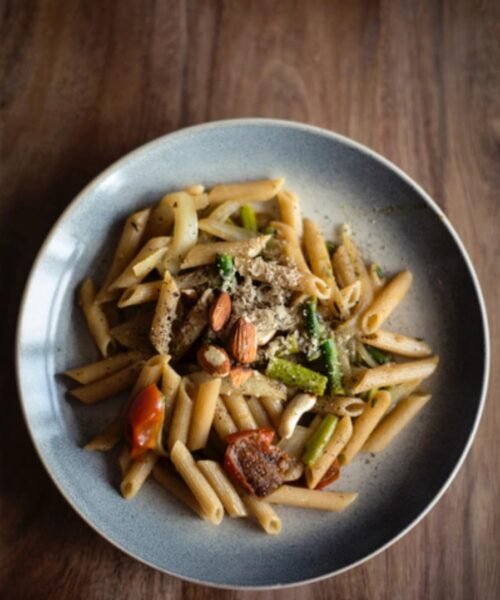 Pasta de Arroz con Pavo, Espárragos y Crema de Alcachofas | Productos Saludables - Alimentos Sostenibles